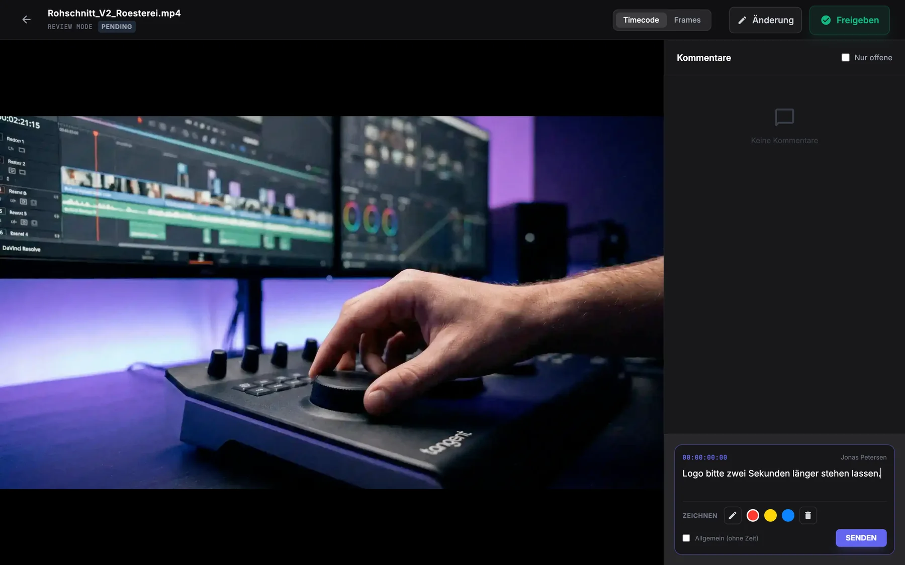 Review-Player in tidalmuse: Video, Kommentarleiste mit Timecode, Knöpfe Änderung und Freigeben